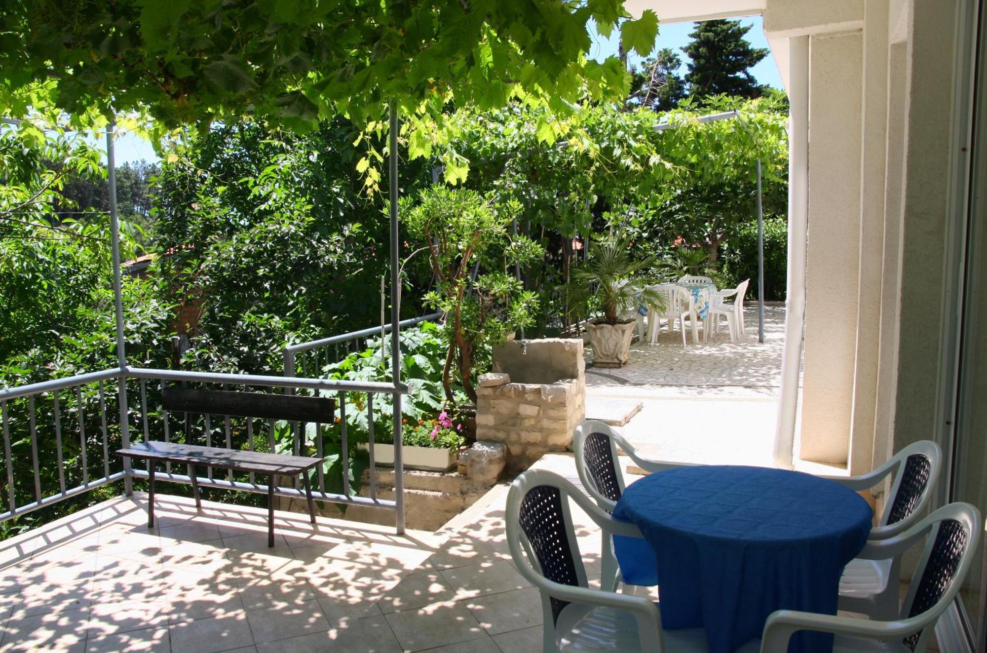 Apartments Antonela Sveti Stefan Rum bild